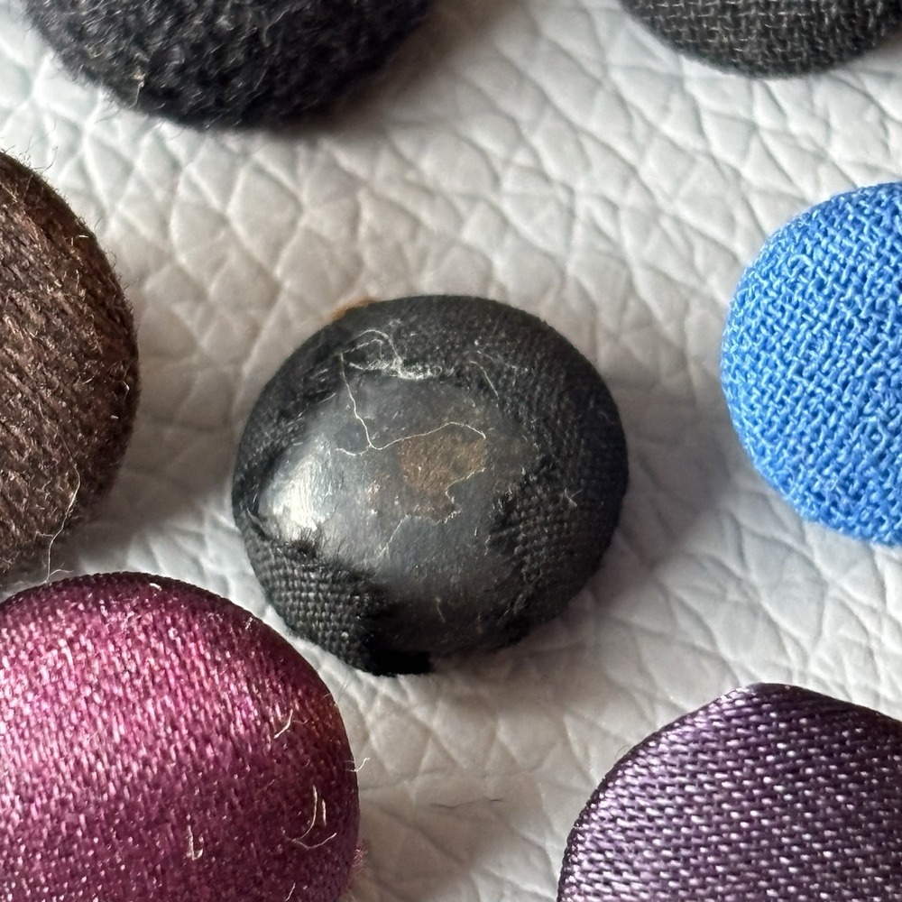 Vintage Fabric Covered Button Lot 1930s–50s Wool Tweed Satin & Thread Wrapped - Picture 7 of 16